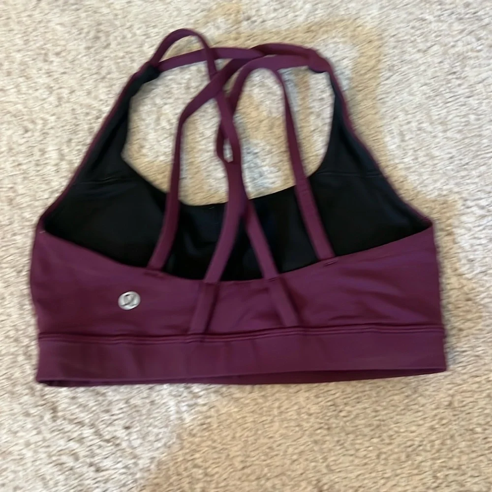 Lululemon sports bra (small) size 2